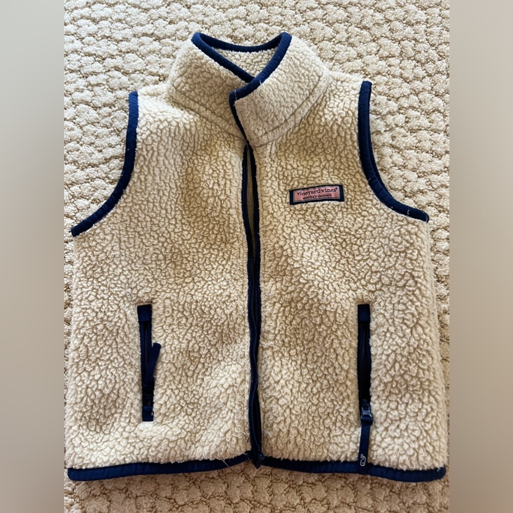 Vineyard Vines Sherpa Vest w/ navy trim, 4T